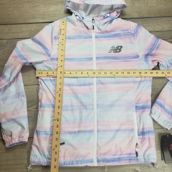 NEW BALANCE MULTICOLOR WOMEN JACKET SIZE MEDIUM - Picture 3 of 12